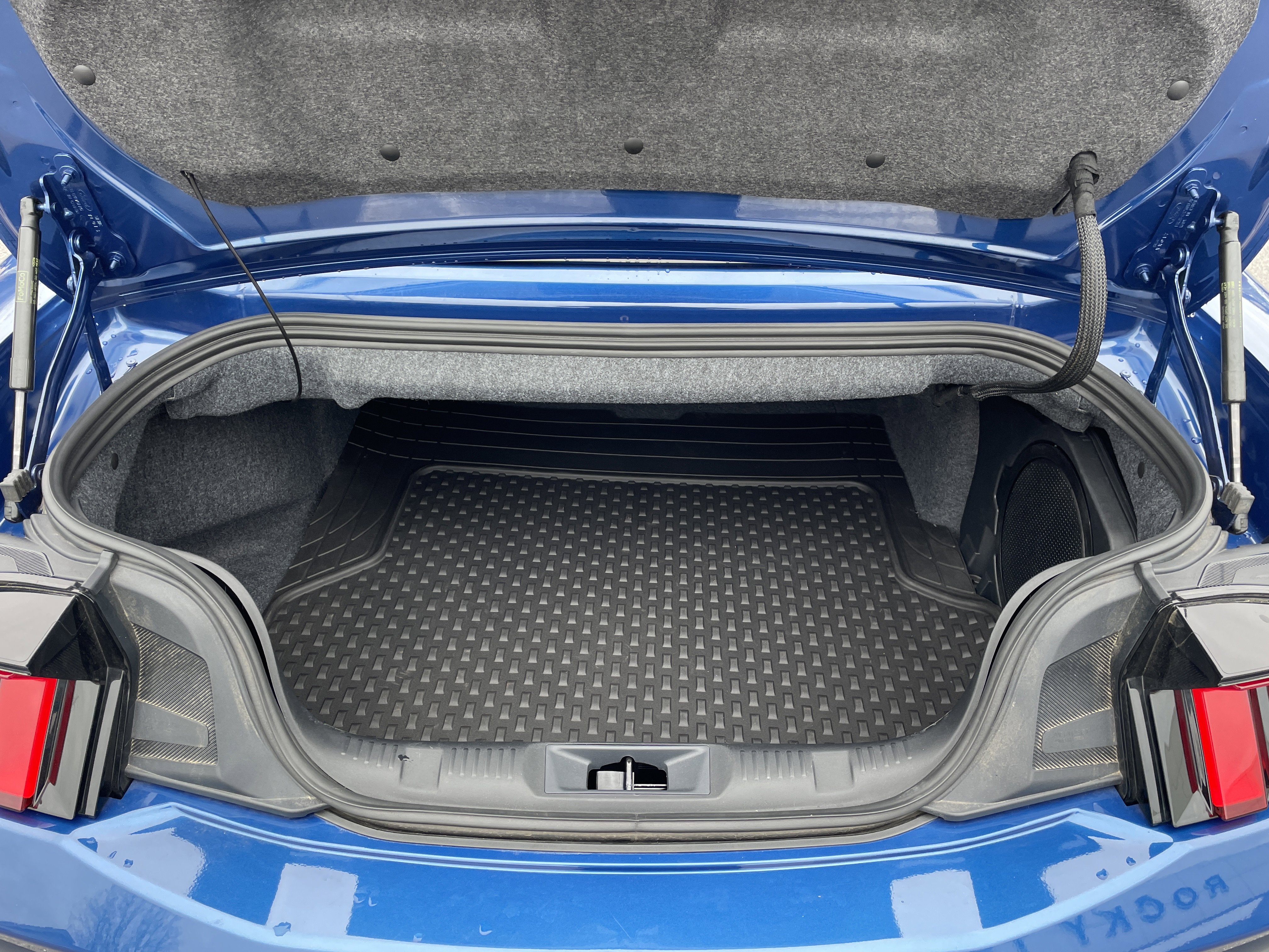 Used 2024 Ford Mustang Premium image 13