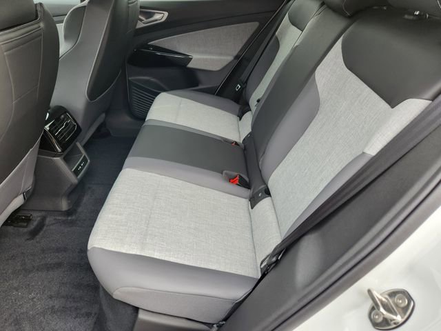 New 2026 Volkswagen ID.4 Pro image 28