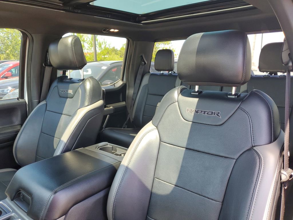 Used 2017 Ford F150 Raptor w/ Equipment Group 802A Luxury AWD/4WD image 10