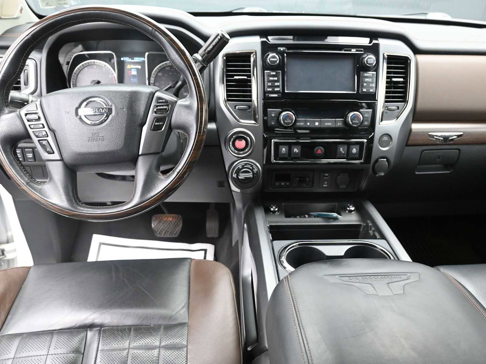 Used 2017 Nissan Titan Platinum Reserve image 12