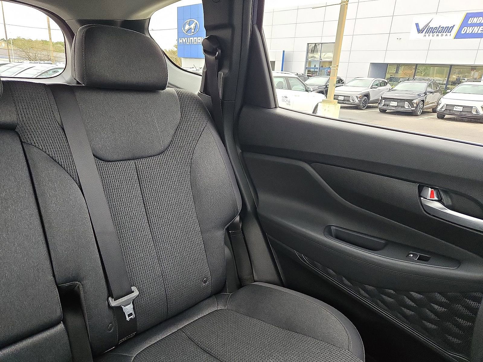 Certified 2022 Hyundai Santa Fe SEL image 14