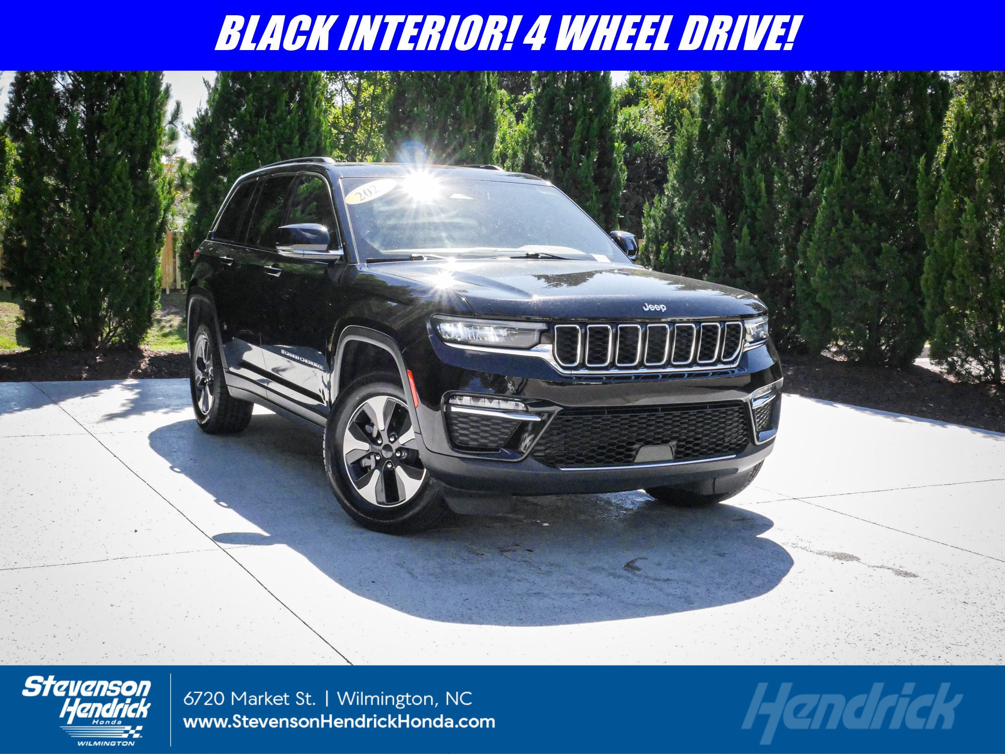 Used 2024 Jeep Grand Cherokee Limited 4xe AWD/4WD image 1