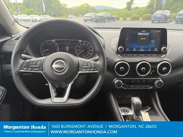 Used 2024 Nissan Sentra SV FWD image 13