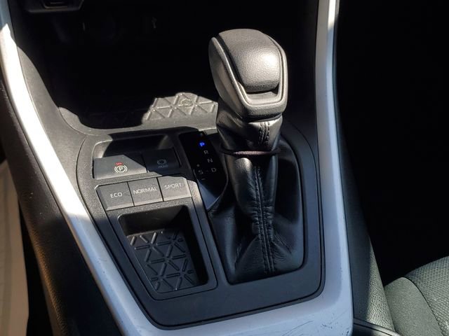Used 2020 Toyota RAV4 XLE w/ All Weather Liner Package image 30