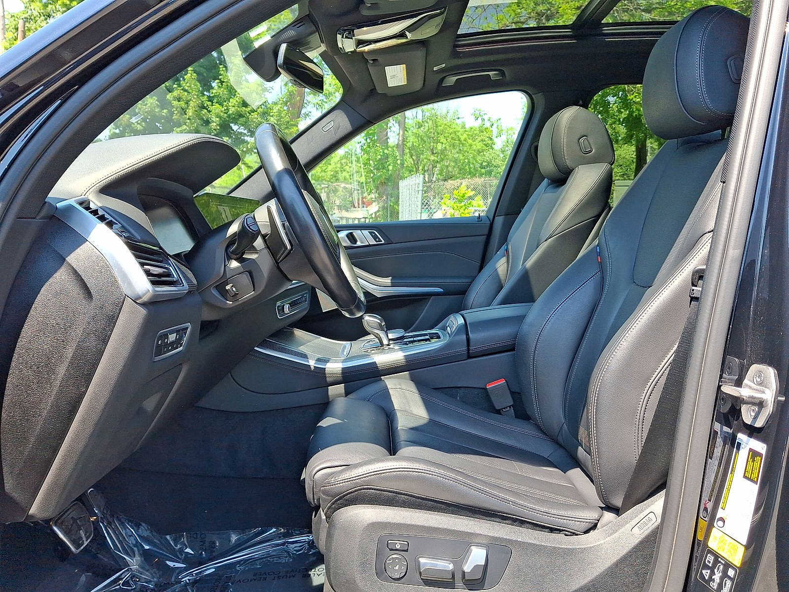 Used 2020 BMW X5 xDrive40i w/ M Sport Package AWD/4WD image 17