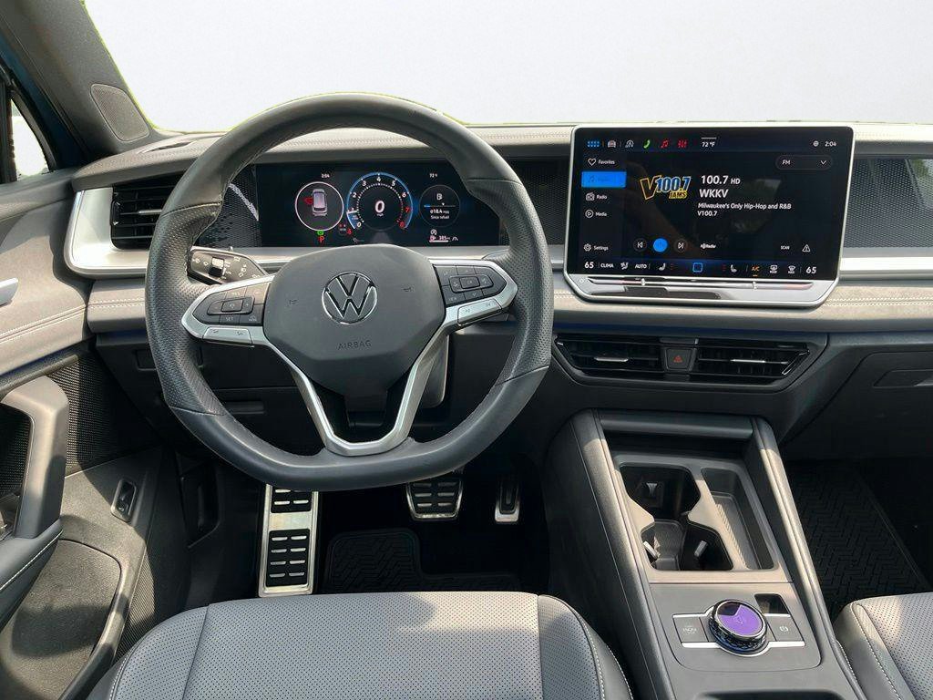 Certified 2026 Volkswagen Tiguan SE R-Line AWD/4WD image 21