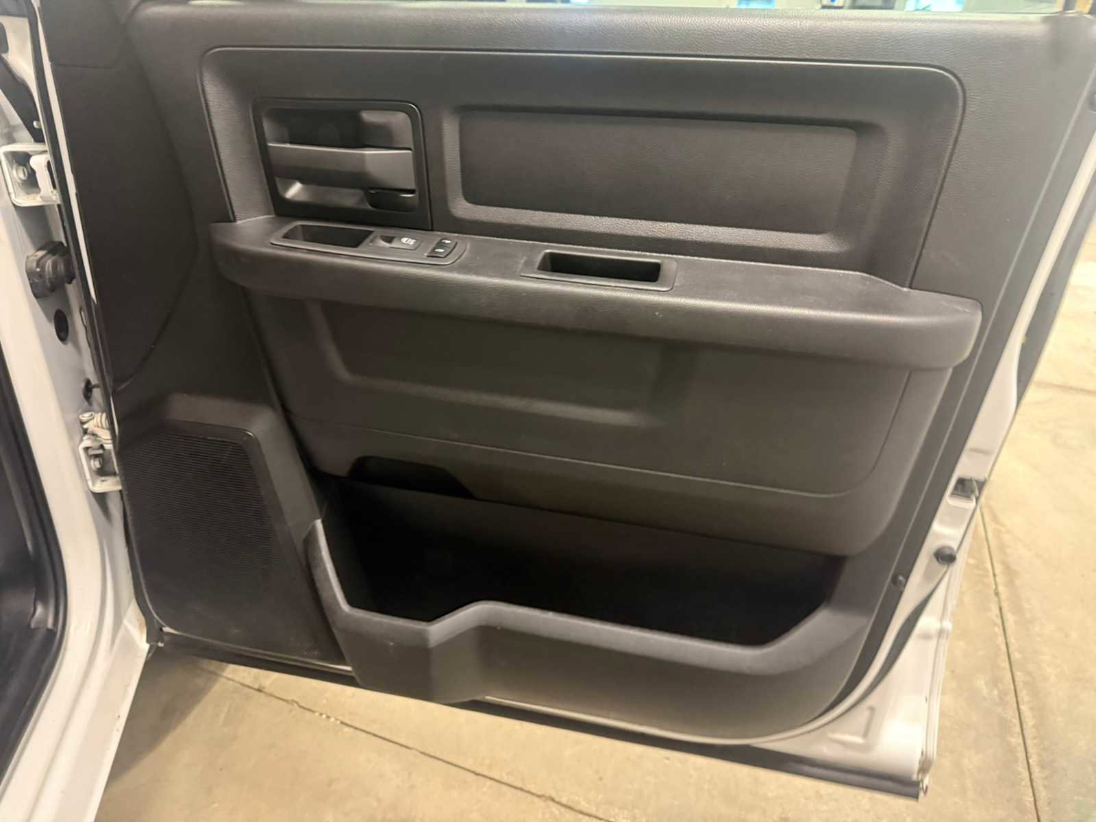 Used 2021 RAM 1500 Tradesman w/ Chrome Plus Package AWD/4WD image 28