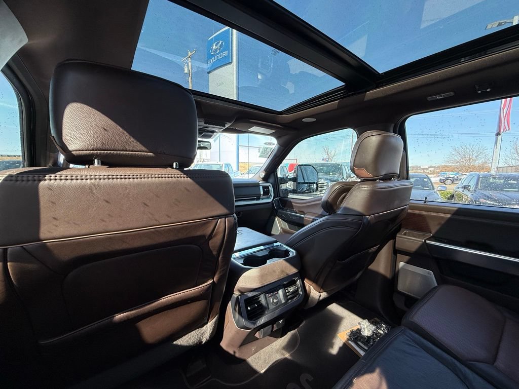 Used 2023 Ford F250 King Ranch w/ FX4 Off-Road Package AWD/4WD image 28