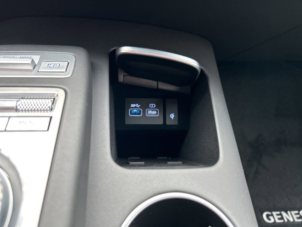 Certified 2025 Genesis GV70 3.5T Sport w/ Sport Prestige Package image 22