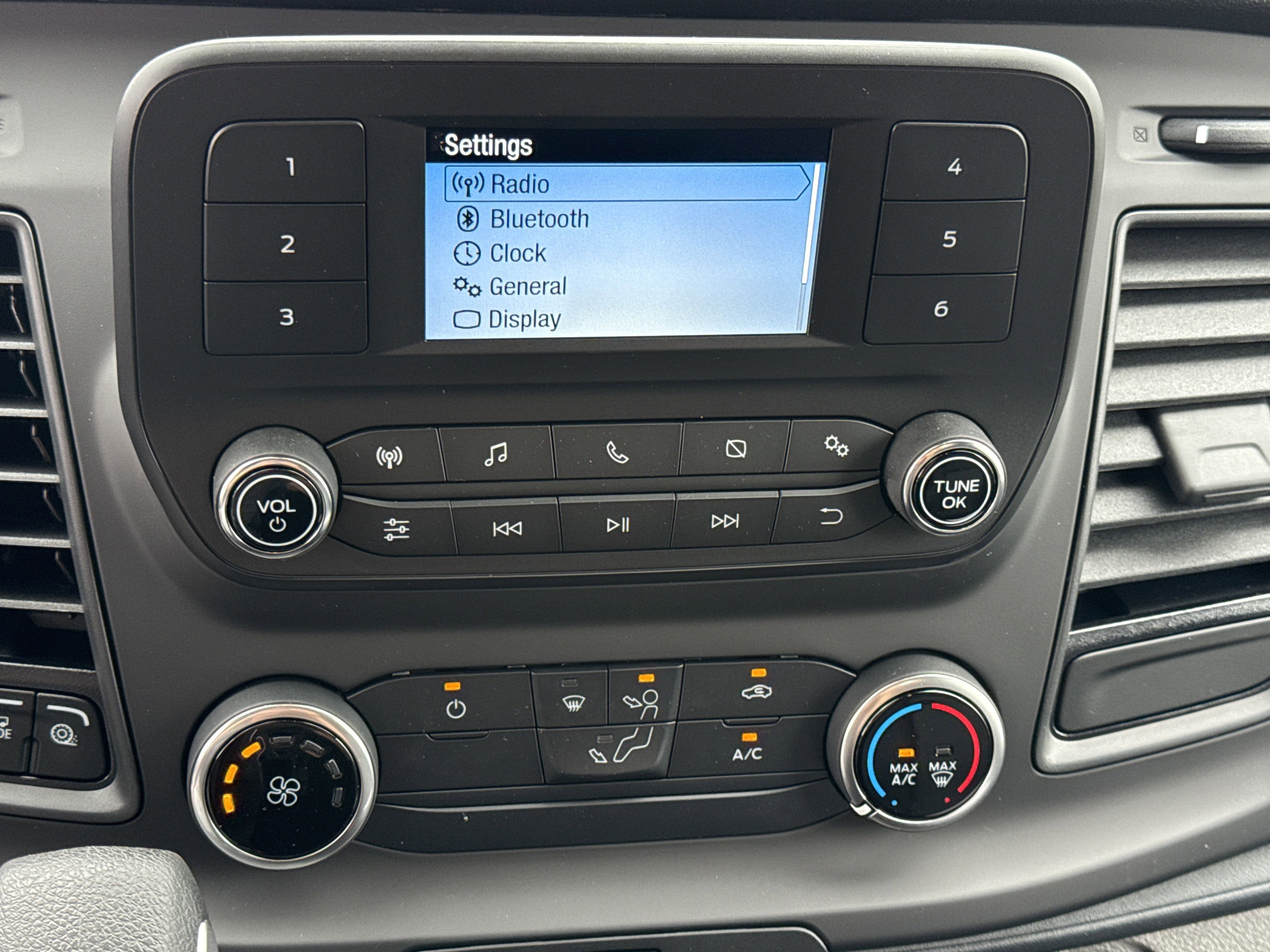 New 2025 Ford Transit 250 148 Medium Roof w/ Load Area Protection Package image 21