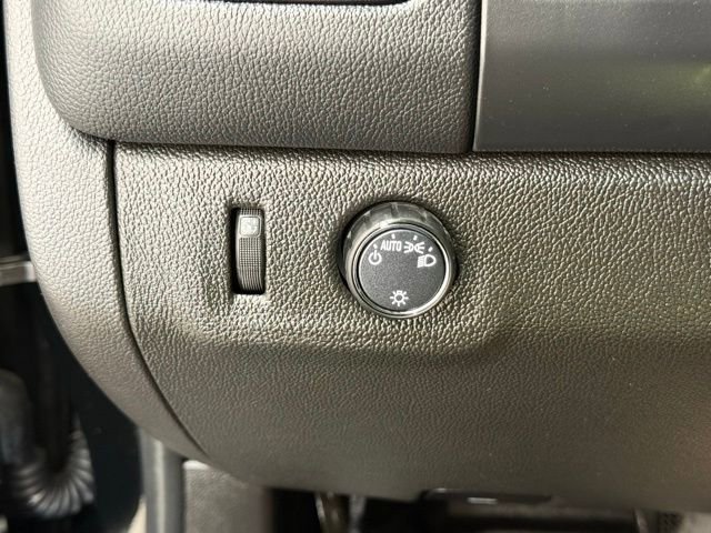 Used 2022 Chevrolet Colorado LT w/ Fleet Safety Package image 27
