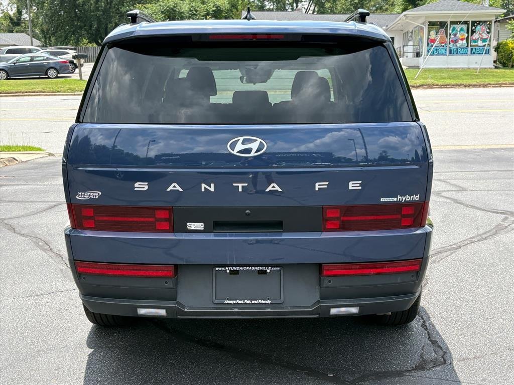 Certified 2025 Hyundai Santa Fe SEL AWD/4WD image 4