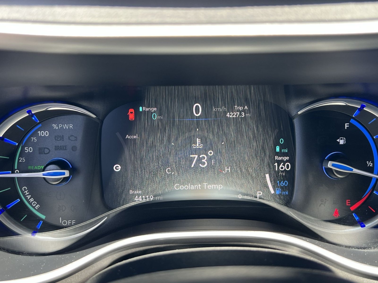 Used 2023 Chrysler Pacifica Touring-L FWD image 17