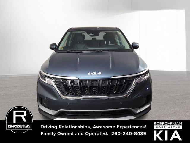 Certified 2023 Kia Carnival EX image 3