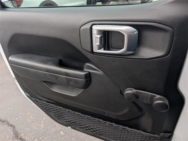 Used 2022 Jeep Wrangler Sport image 19