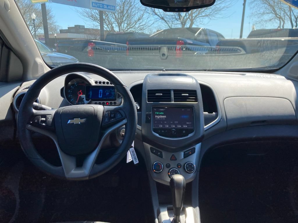 Used 2016 Chevrolet Sonic LT FWD image 5