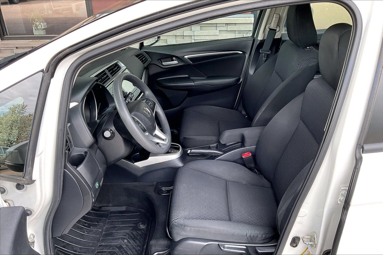 Used 2019 Honda Fit LX image 16