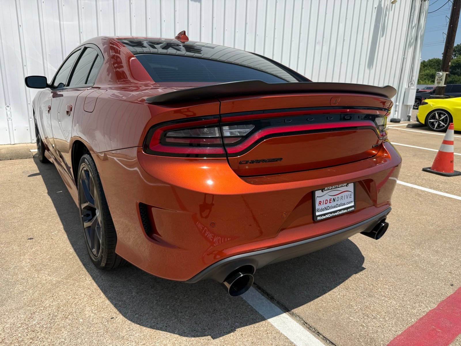 Used 2021 Dodge Charger GT w/ Blacktop Package RWD image 4