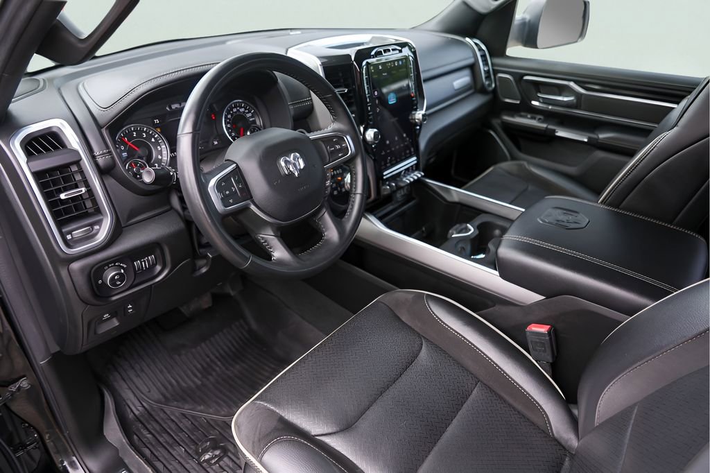 Used 2022 RAM 1500 Laramie AWD/4WD image 13