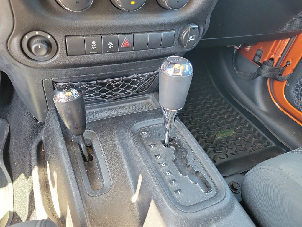 Used 2011 Jeep Wrangler Unlimited Sport AWD/4WD image 22