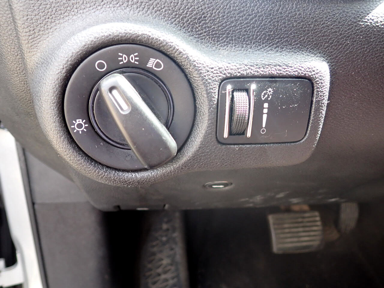 Used 2013 Dodge Dart SXT w/ Popular Equipment Group image 31