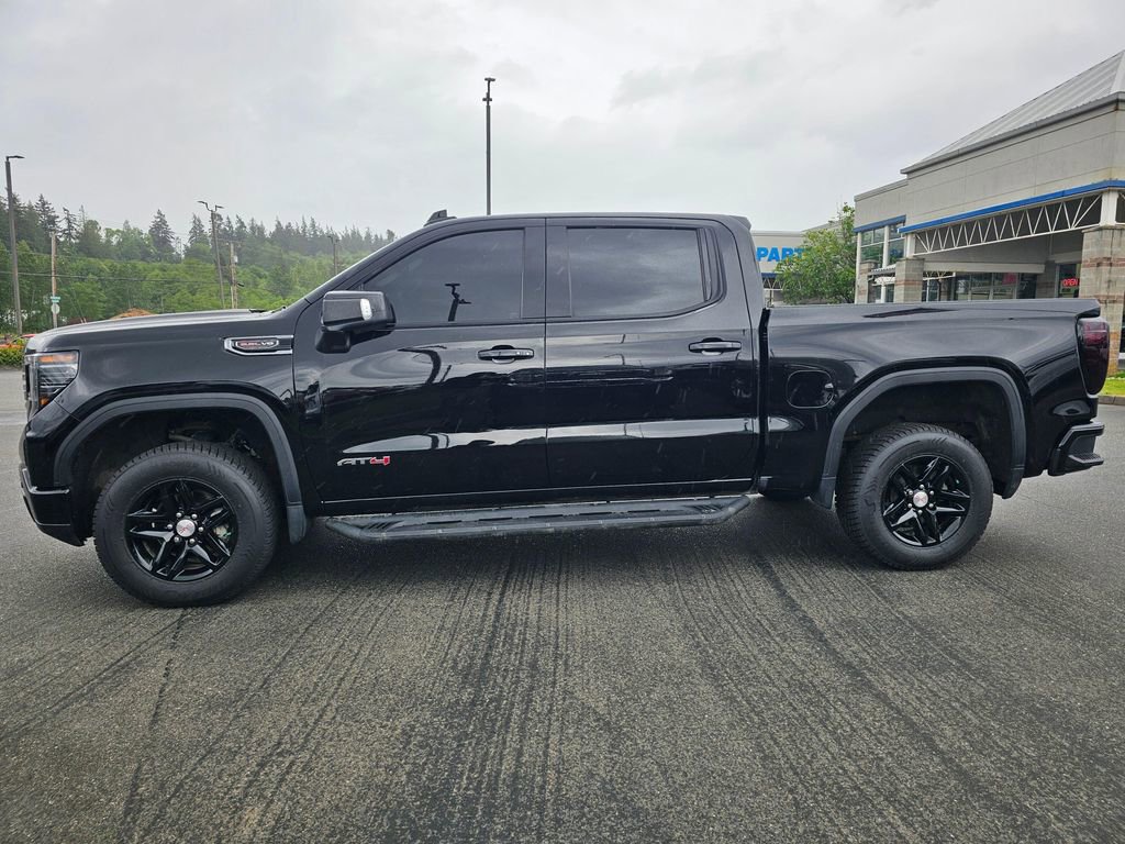 Used 2023 GMC Sierra 1500 AT4 w/ AT4 Premium Package AWD/4WD image 6