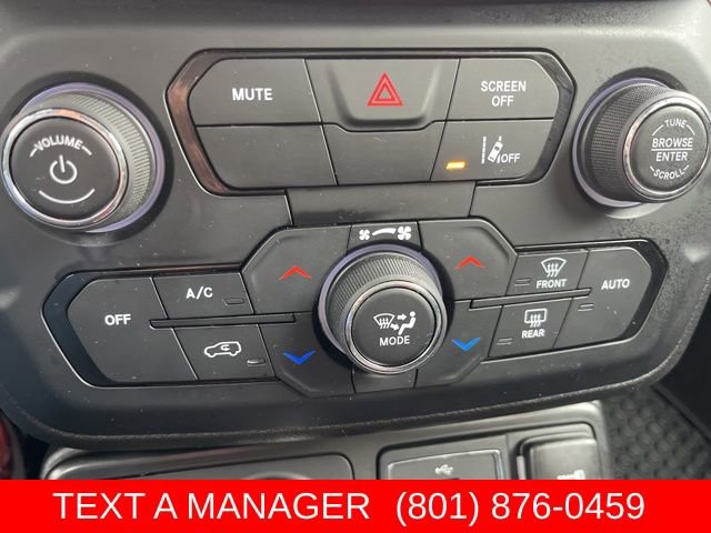 Used 2022 Jeep Renegade Trailhawk w/ Trailer Tow Group AWD/4WD image 23