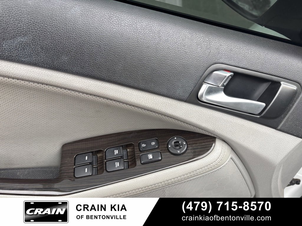 Used 2015 Kia Optima EX image 12