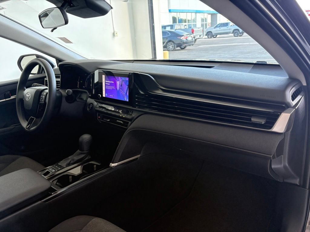 Used 2025 Toyota Camry LE FWD image 38