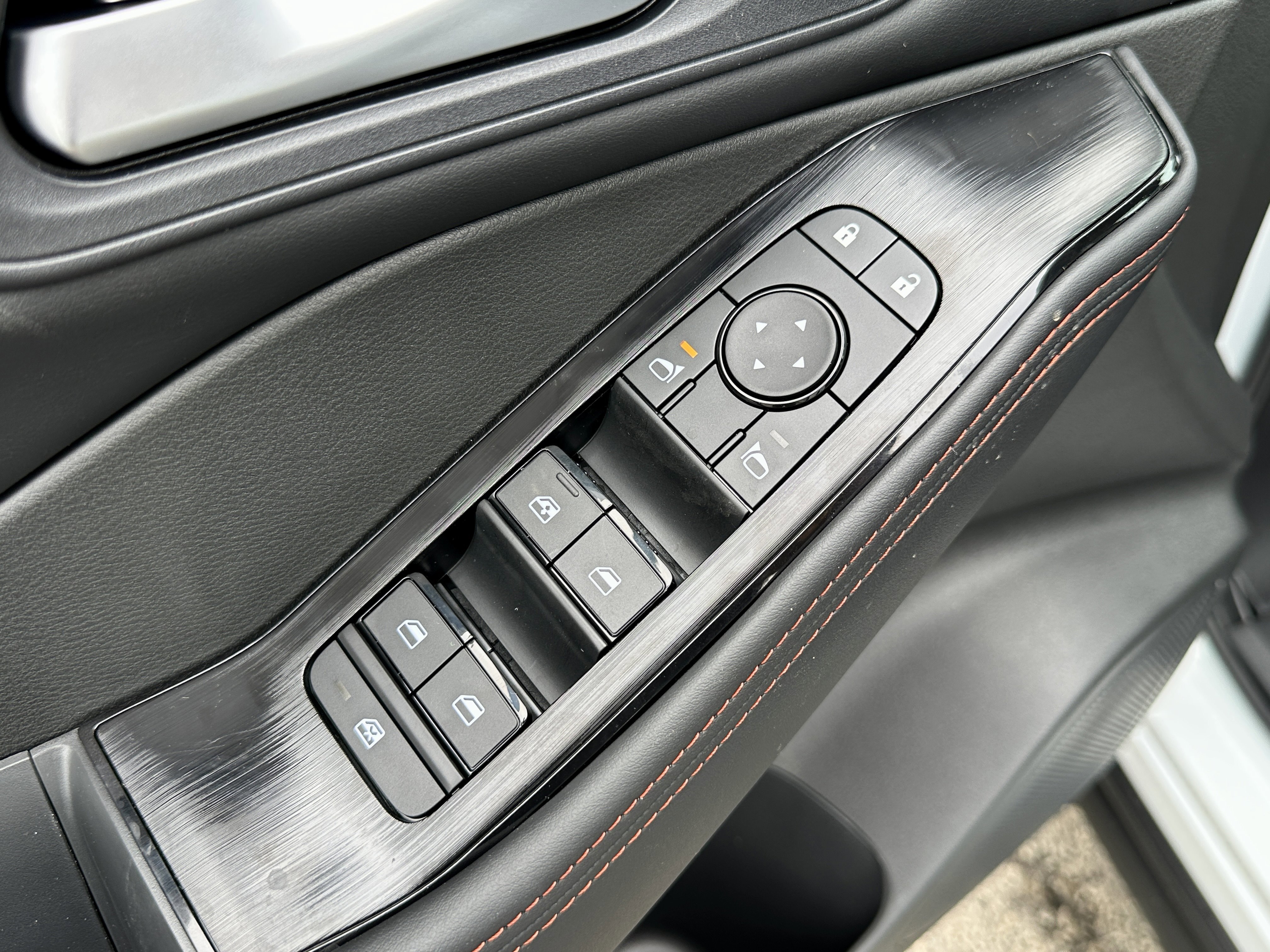 New 2026 Nissan Rogue SV AWD/4WD image 23