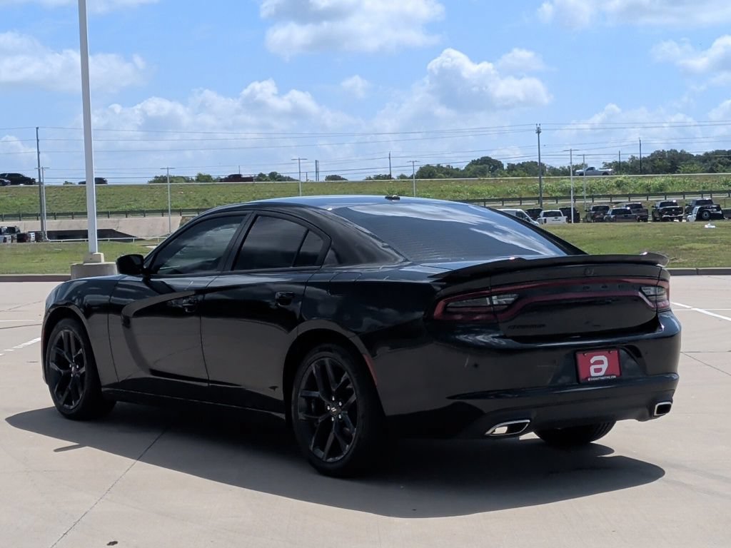 Used 2021 Dodge Charger SXT w/ Blacktop Package RWD image 6