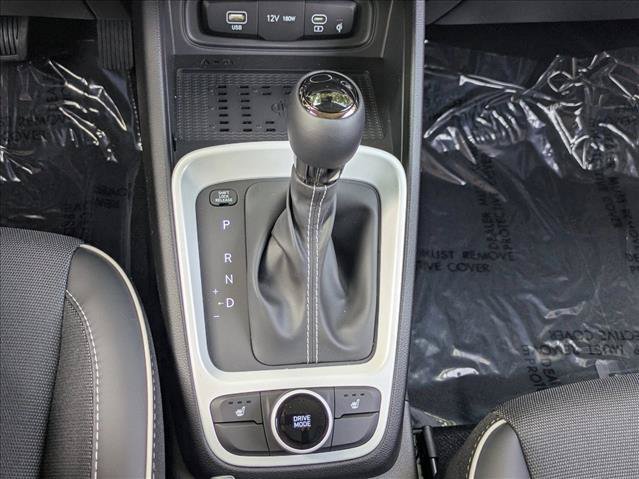 New 2025 Hyundai Venue Limited FWD image 15