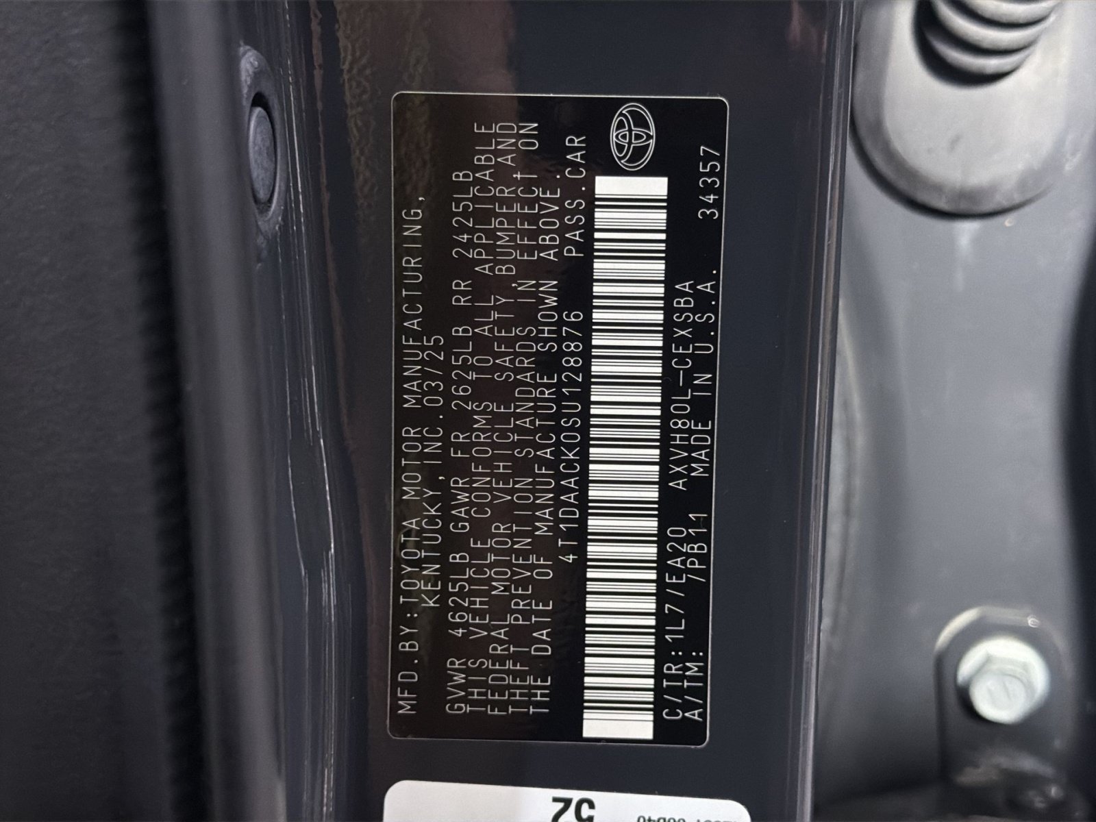 Used 2025 Toyota Camry SE FWD image 36