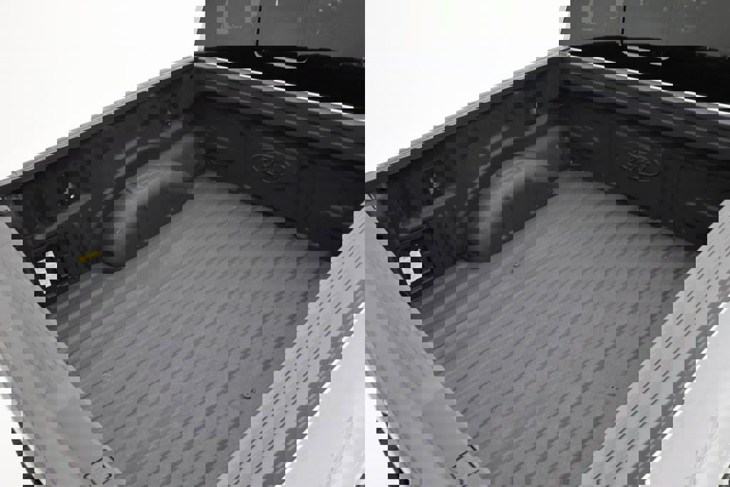 Used 2024 Ford F150 XLT w/ Equipment Group 302A MID image 10