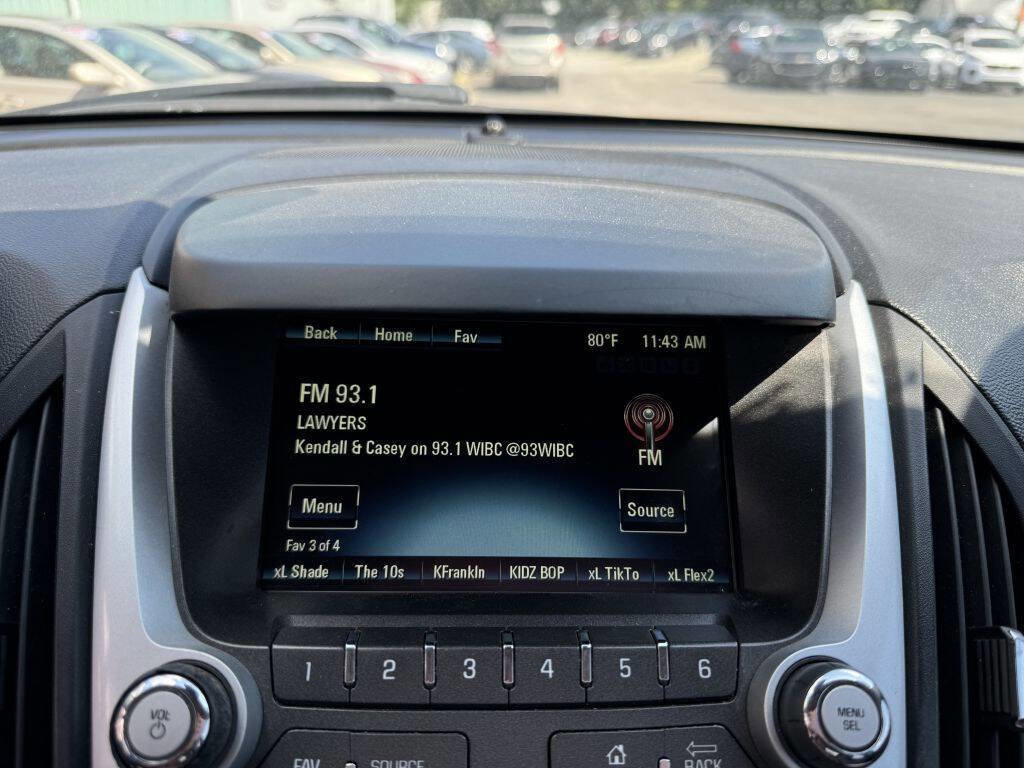 Used 2017 Chevrolet Equinox LT w/ Convenience Package image 15