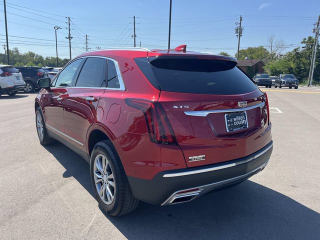 Used 2021 Cadillac XT5 Premium Luxury FWD image 3
