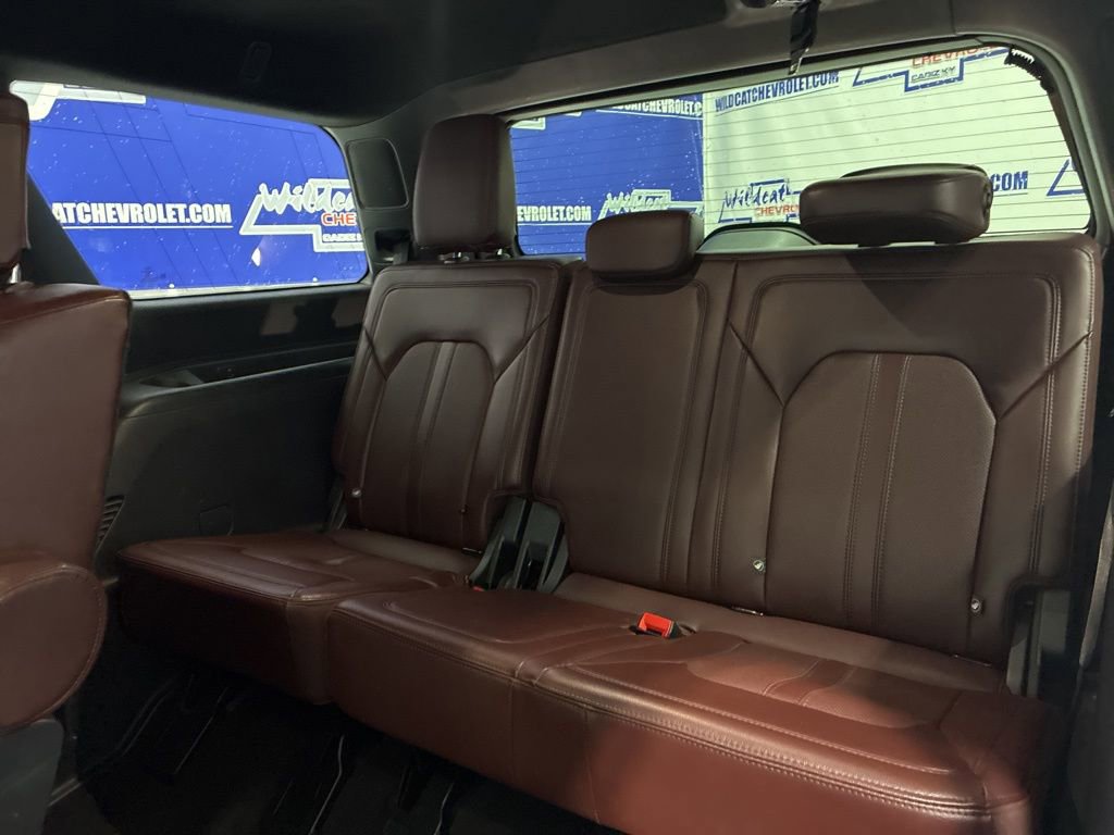 Used 2024 Ford Expedition Limited image 39