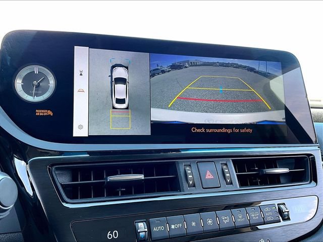 Used 2025 Lexus ES 300h Ultra Luxury w/ Accessory Package (Z2) FWD image 26