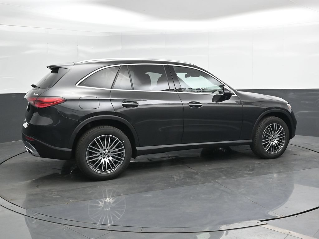 New 2026 Mercedes-Benz GLC 300 4MATIC image 2