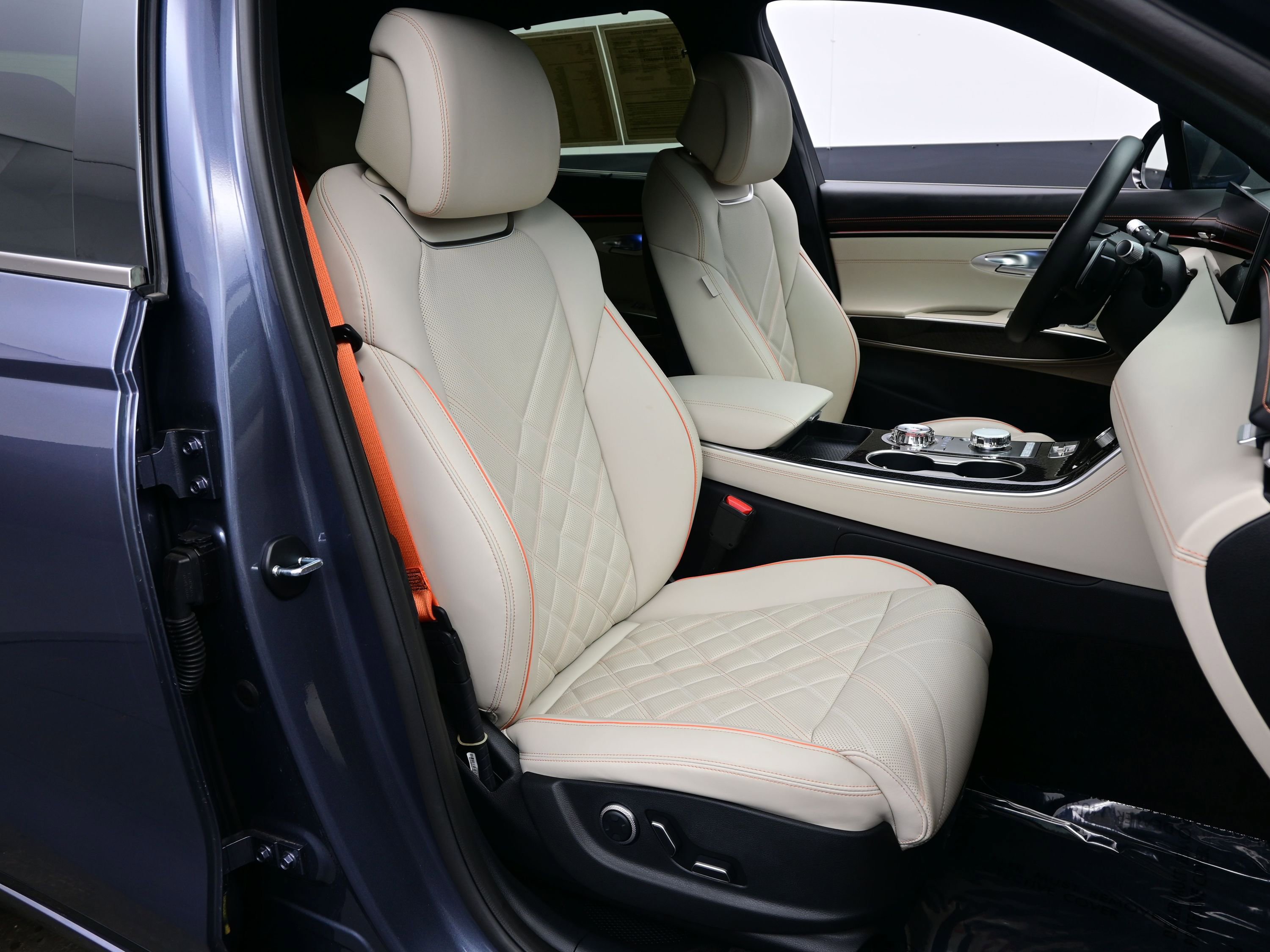 Certified 2026 Genesis GV70 3.5T Sport Prestige image 14