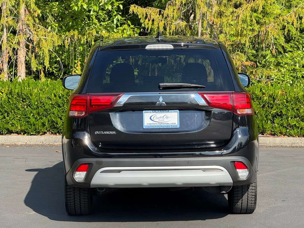 Used 2020 Mitsubishi Outlander ES AWD/4WD image 36
