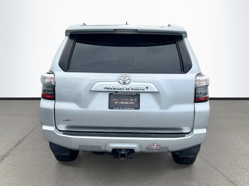 Used 2016 Toyota 4Runner SR5 RWD image 6