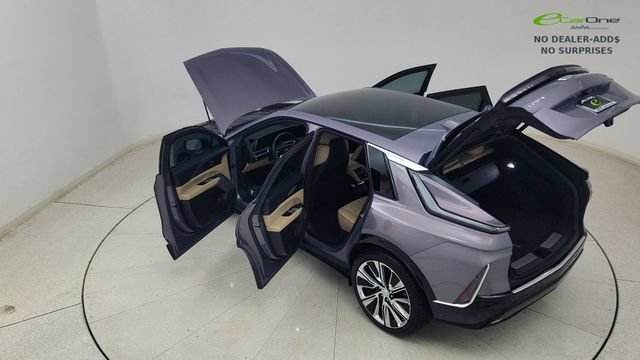 Used 2024 Cadillac Lyriq Luxury w/ Nappa Leather Package RWD image 86