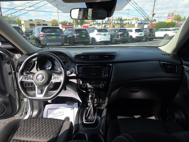 Used 2019 Nissan Rogue SV image 47