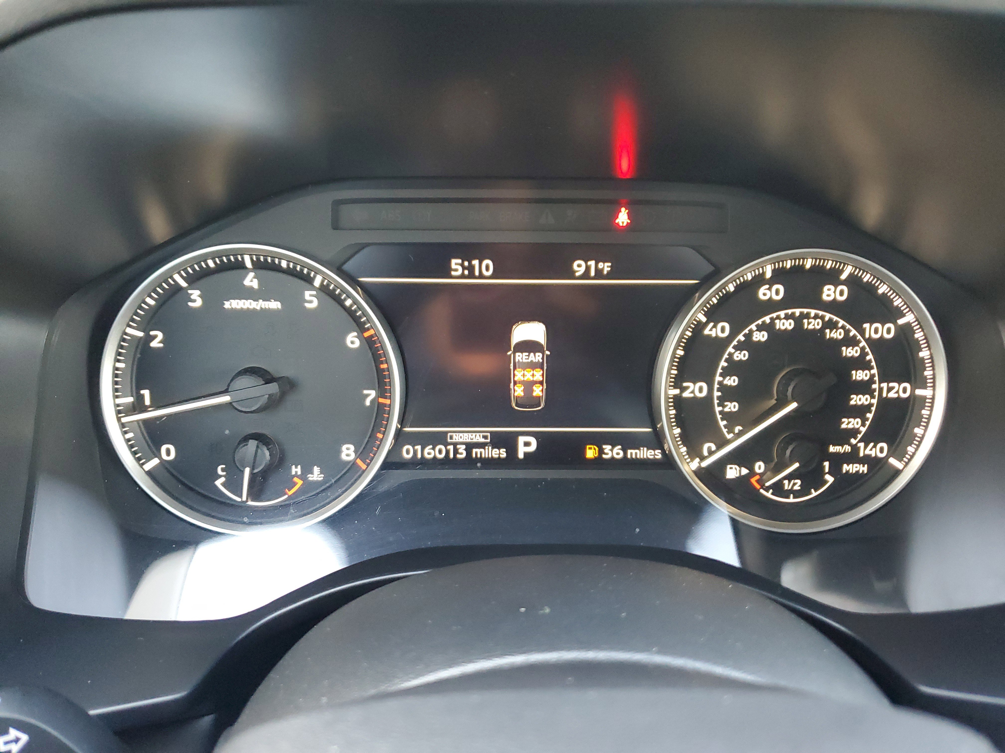 Used 2025 Mitsubishi Outlander SE image 33