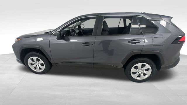 Used 2024 Toyota RAV4 LE image 6