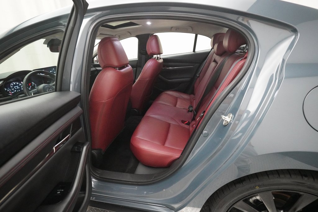 Used 2024 MAZDA MAZDA3 s image 15