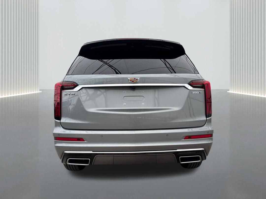 New 2025 Cadillac XT6 Luxury image 6
