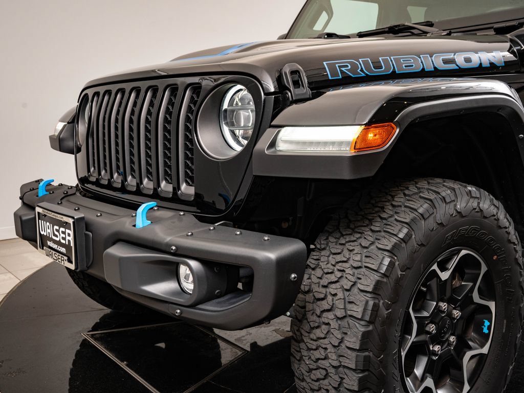 Used 2023 Jeep Wrangler Unlimited Rubicon 4xe w/ Steel Bumper Group AWD/4WD image 3
