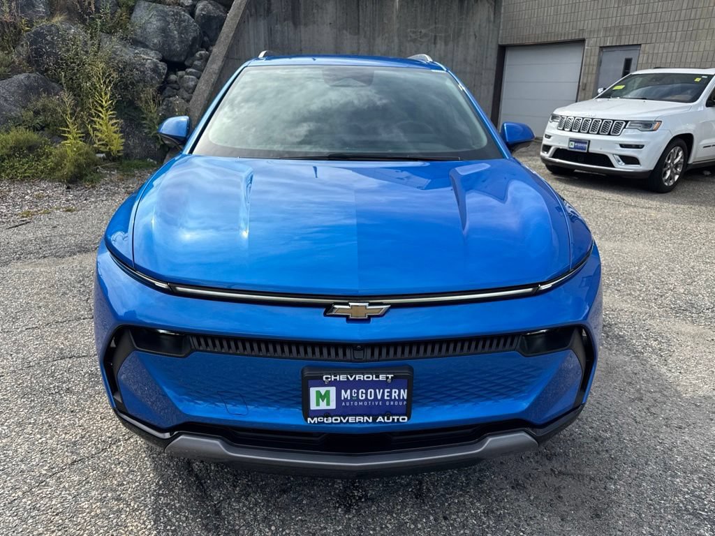 Used 2024 Chevrolet Equinox EV LT FWD image 9
